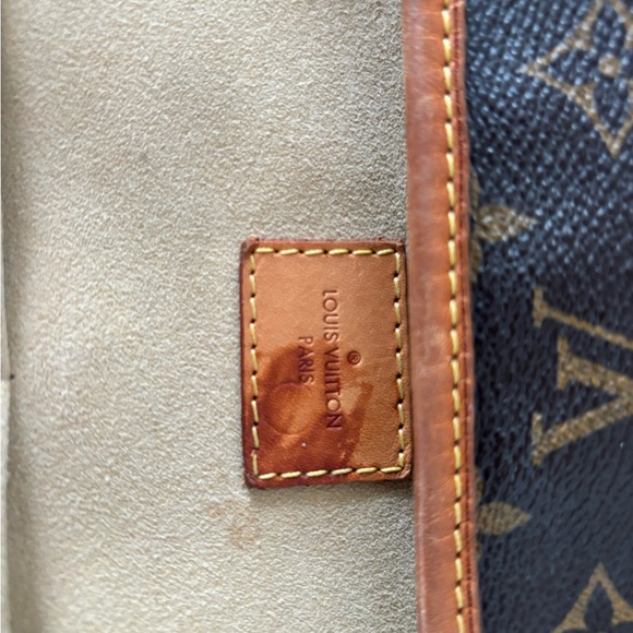 LOUIS VUITTON Monogram Estrela MM - Picture 6 of 10